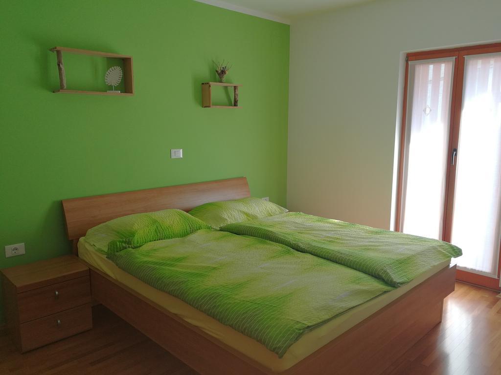 Hisa Kranjc Apartman Kobarid Kültér fotó